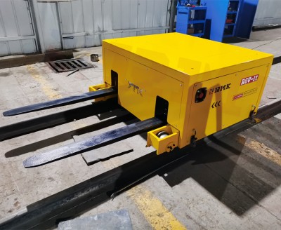 Kamyon palèt elektrik ak chaj segondè